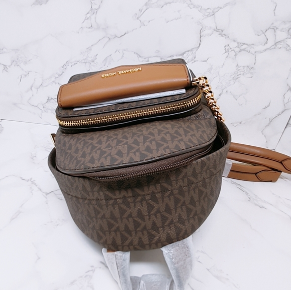 Michael kors maisie xs backpack - Picture 4 of 8